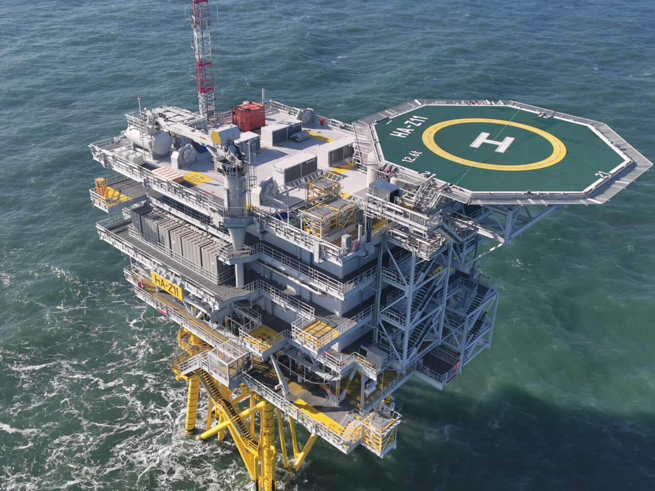 Floating Substaion B.4 Offshore substation | Guide to a floating offshore wind farm